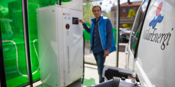 Idag drivs Mälarenergis 180 fordon i första hand av el eller biogas.