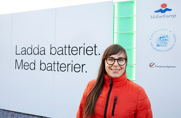 Nu laddar Mälarenergi batterier med batterier! Batteriet i Västerås väntas sänka effekttopparna i det lokala elnätet med över 80 procent.